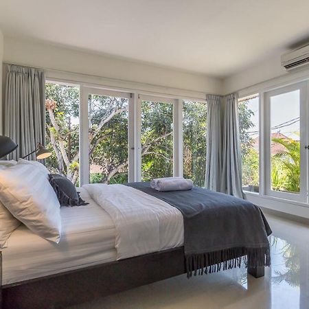Modern 3Br Pool Villa Verone In Seminyak, Bali Canggu (Bali) Exterior photo