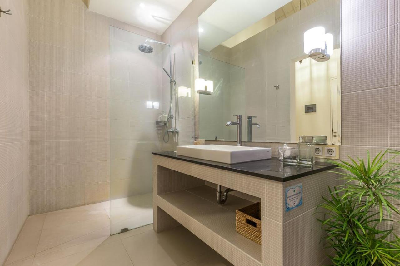 Modern 3Br Pool Villa Verone In Seminyak, Bali Canggu (Bali) Exterior photo